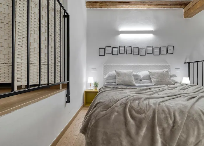 Domus Aeria By Different *