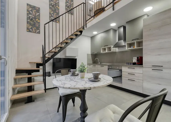 Apartament Domus Aeria By Different *